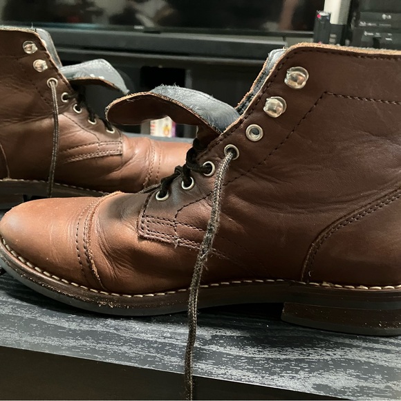 Thursday Women’s Captain in Whiskey. - Picture 6 of 6